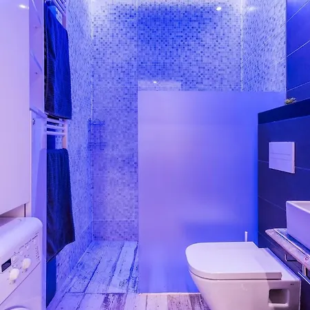 Extremely Unique Industrial Apartmán